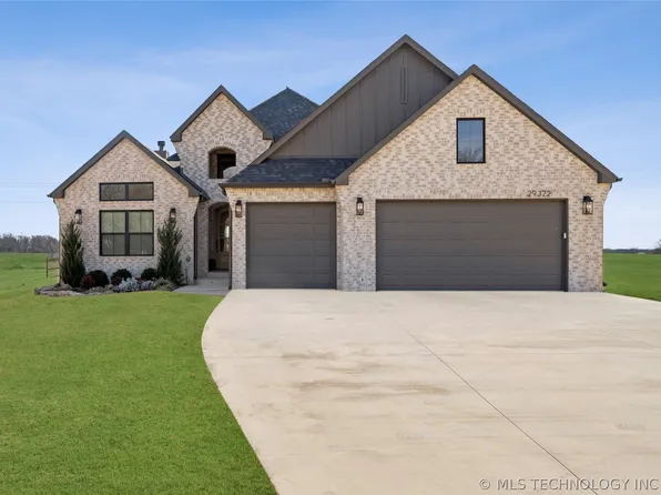 29322 E 106th St S, Broken Arrow, OK 74014