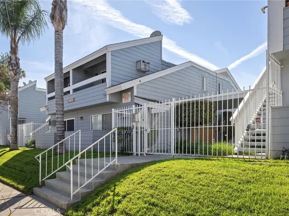 20930 Parthenia St, Canoga Park, CA 91304