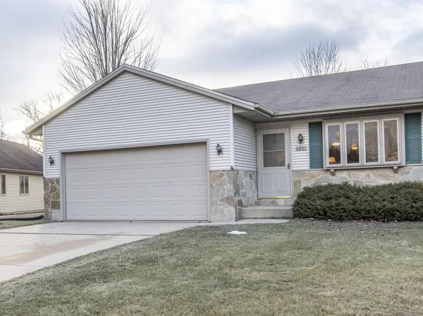 6801 Diane DRIVE, West Bend, WI 53090