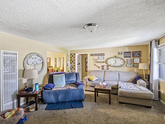 4th image of 733 Decatur St