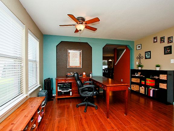 4th image of 15118 Benson Landing Dr