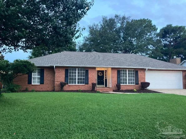 4491 La Mirage, Pensacola, FL 32504