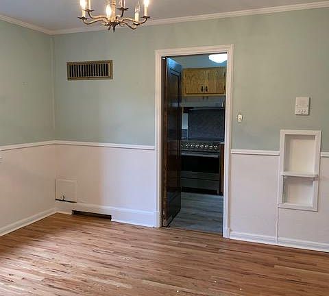 3rd image of 1410 Vine St APT 1