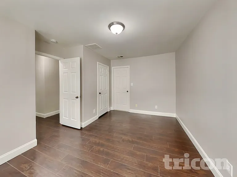 14011 Phillips Rd — Photo 11