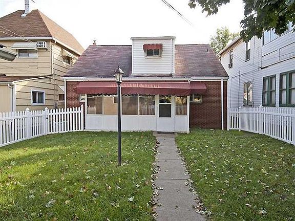 3rd image of 217 5th Ave