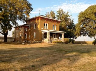 2033 Westbrook Rd #&-2035, Ionia, MI 48846