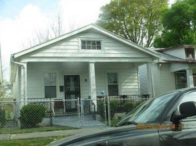2nd image of 1420 Melton Ave