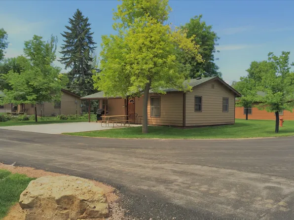 2850 Chapel Ln, Rapid City, SD 57702