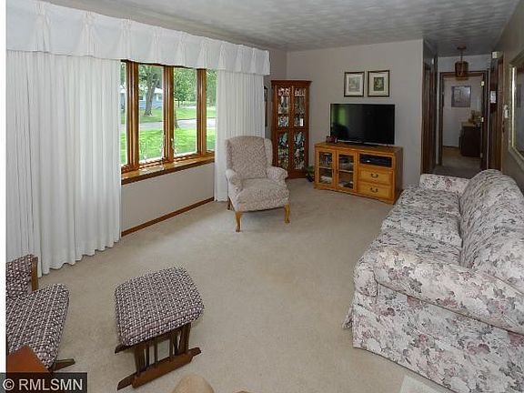 5th image of 2573 Martin Way