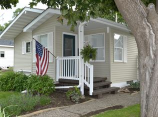 1215 2nd Ave NW, Faribault, MN 55021