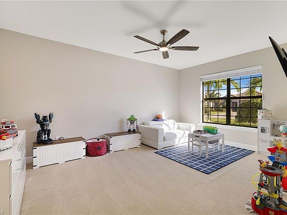 3rd image of 17725 Kinzie LN