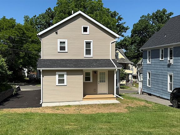 4th image of 27 Columbia Ave
