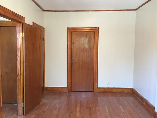 Rented by Oxford Property Group | media 12