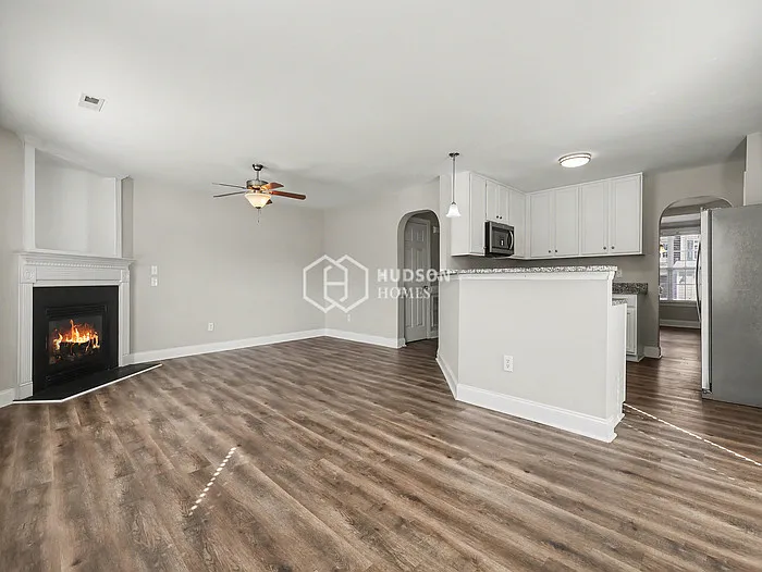 1728 Heisser Ln — Photo 8