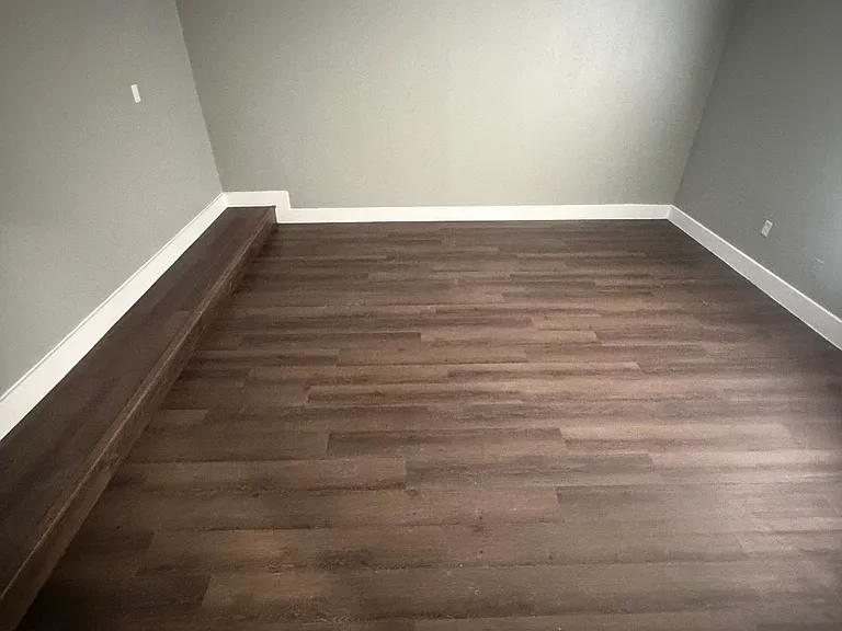 2711 Mulberry Ln — Photo 9