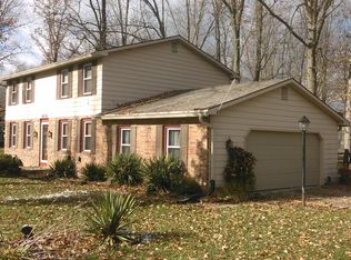 1609 S Briarcrest Rd, Bryan, OH 43506