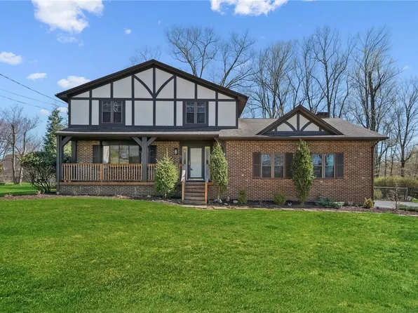 131 Hermitage Cir, Ligonier, PA 15658