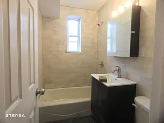 Rented by Sterea Agency