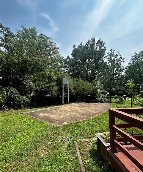 1600 Fort Hill Dr — Photo 8