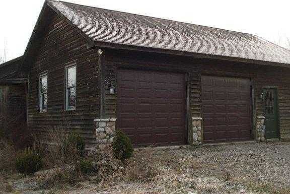2nd image of 5206 Blue Heron Ln