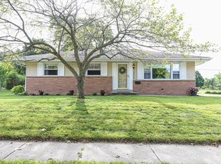 5332 Mansfield Dr, Greendale, WI 53129