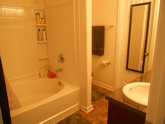 deluxe bathroom