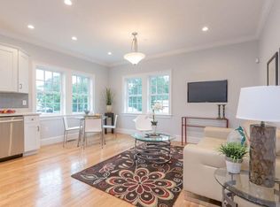 304 Neponset Ave, Boston, MA 02122