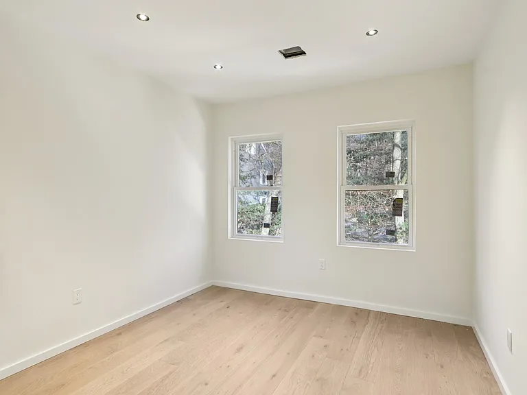 455-457 Summer St #A455 — Photo 8