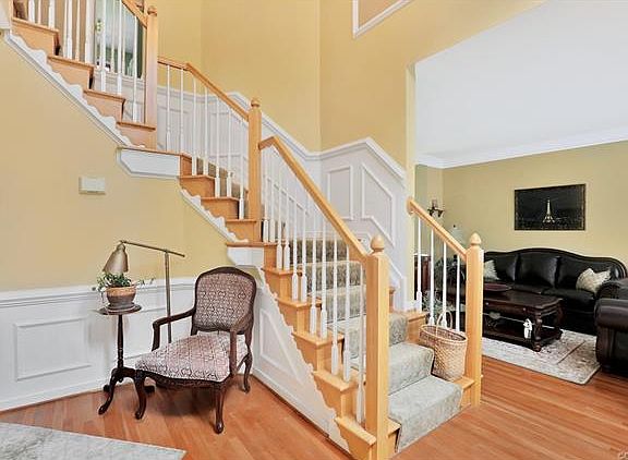 4th image of 11142 Sterling Cove Dr