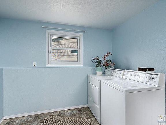 4th image of 2631 Howard Ave