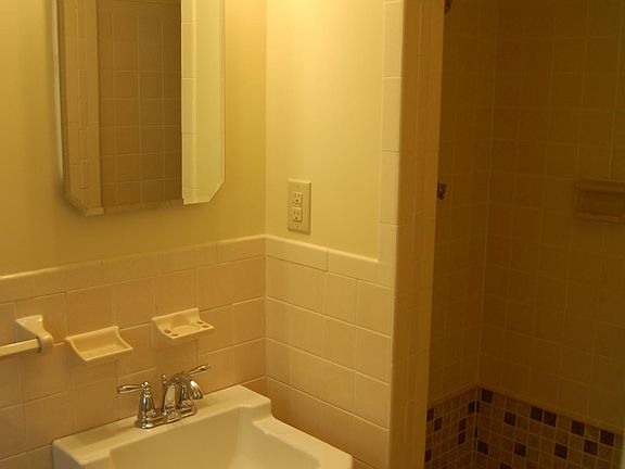 5th image of 3008 Lofton Rd