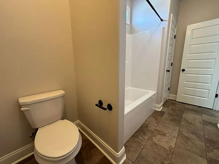 100 Middy Ln — Photo 29