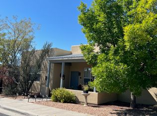 1 Darlene Ct, Santa Fe, NM 87508