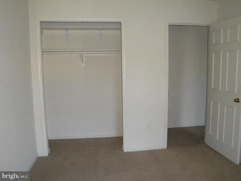 8029 Edinburgh Dr — Photo 13