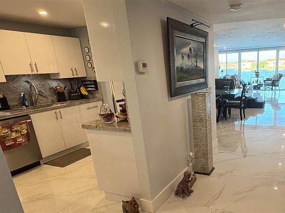 5th image of 1501 SW 134th Way APT 301D