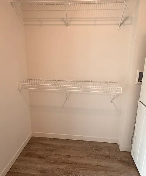 LH44 — Photo 11