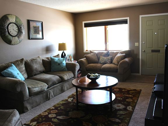 3rd image of 313 11th Ave NE