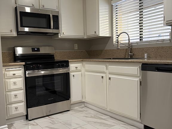 2nd image of 350 Burchett St APT 112