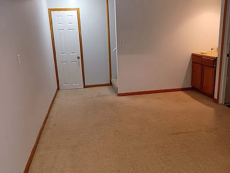 2476 Amber Ln — Photo 3