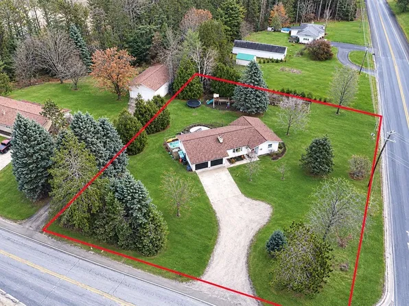1975 Krys Rd, Gaylord, MI 49735