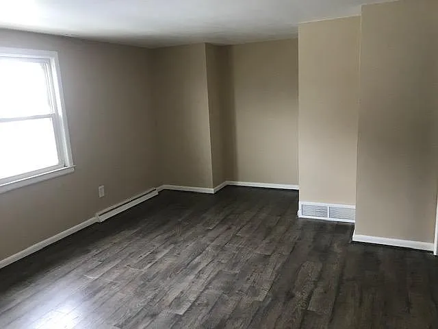 2 bed, 800 sqft, $1,150 — Photo 3