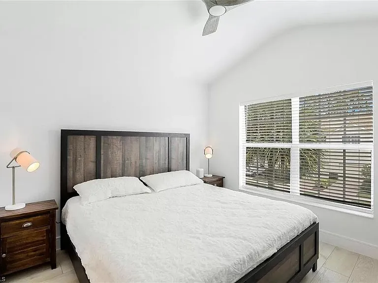 775 Hampton Cir #133 — Photo 15
