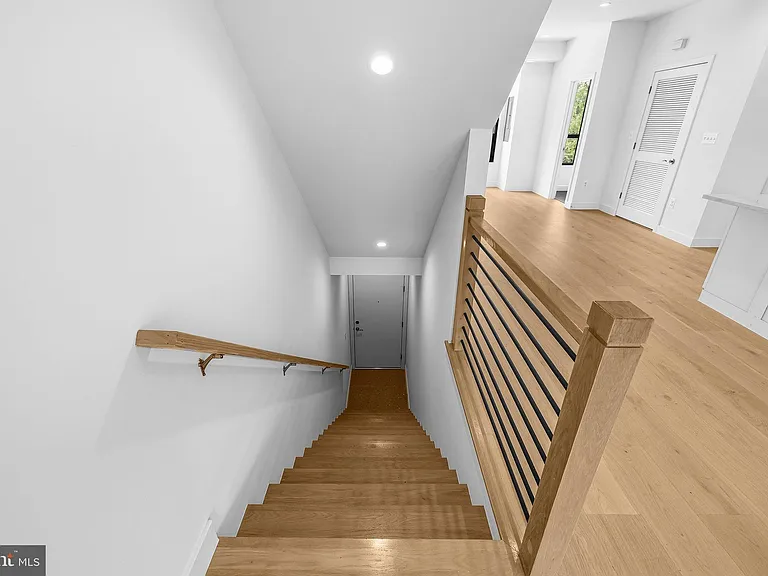 2534 Elvans Rd SE — Photo 25