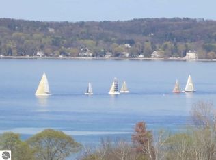 1611 Incochee Woods Dr, Traverse City, MI 49684