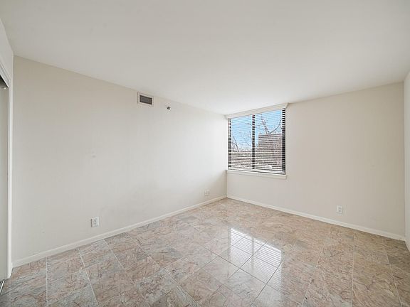 4th image of 3525 Sage Rd APT 404
