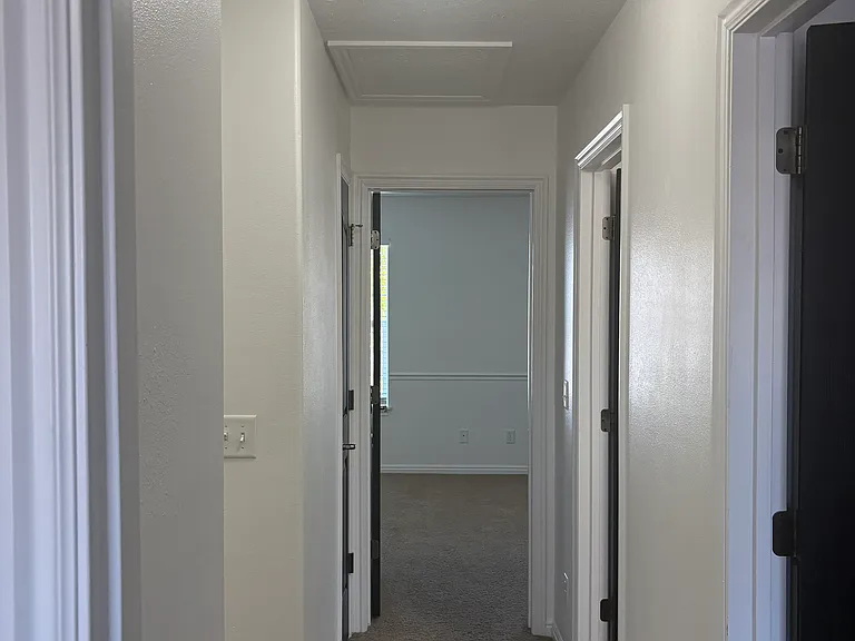 884 Liberty Ln — Photo 13