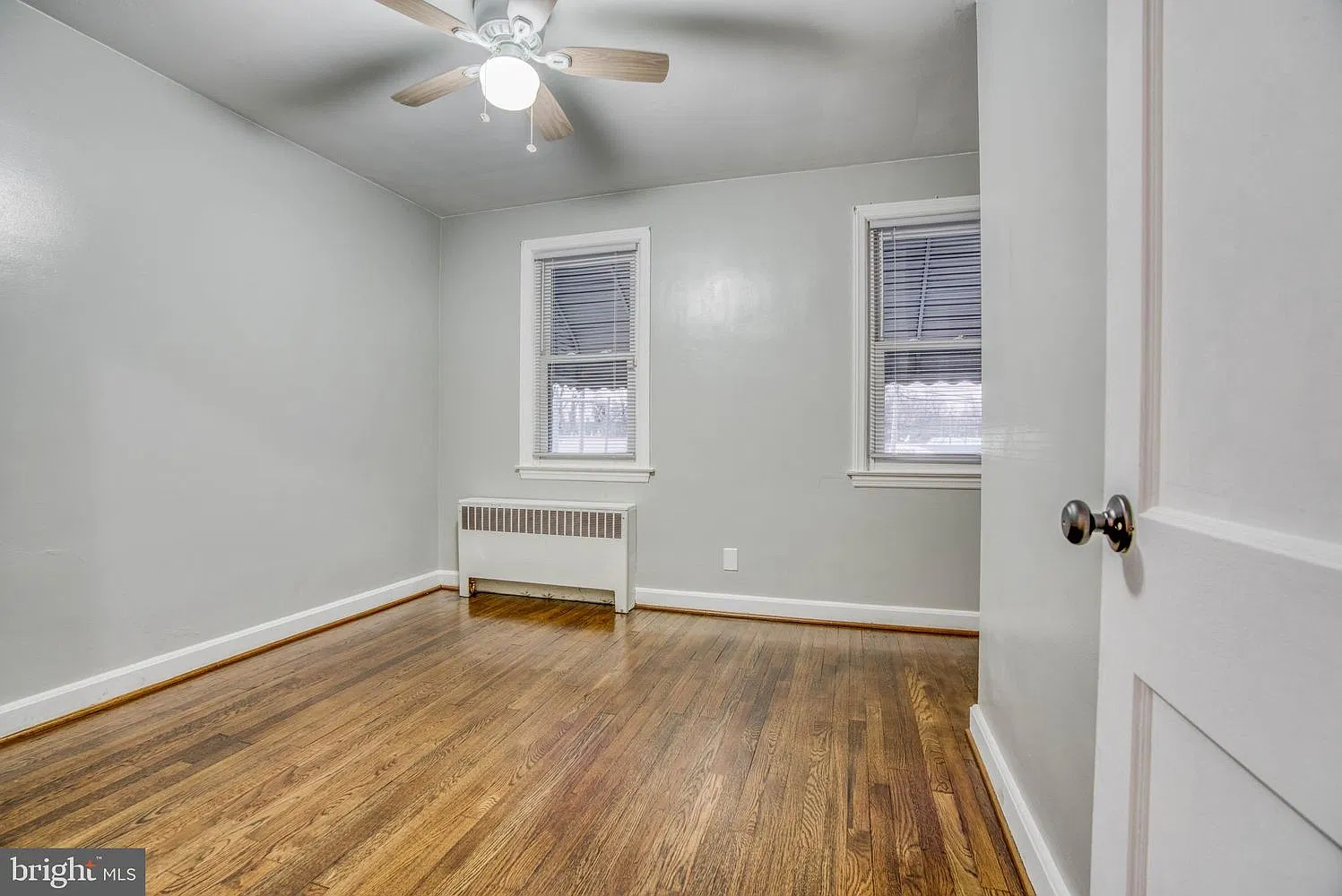 2 bed, 1050 sqft, $1,550 — Photo 4