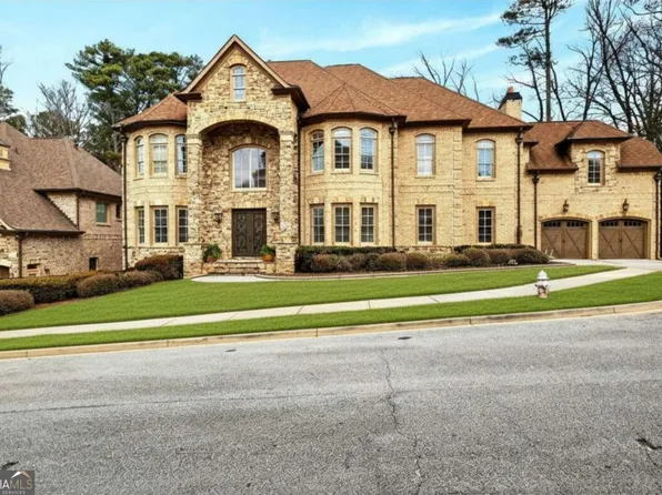 2015 Shaudi Ln, Atlanta, GA 30345