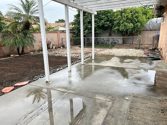 5th image of 20426 Hawaiian Ave