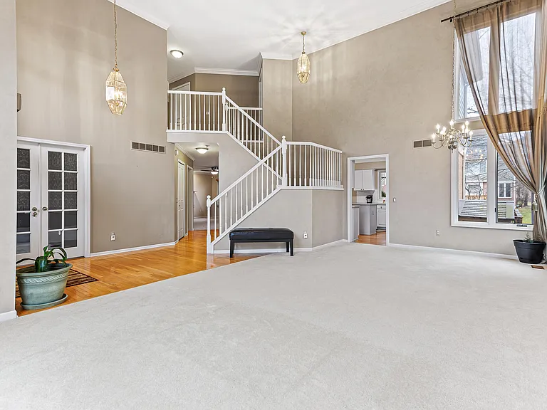 22479 Havergale St — Photo 9